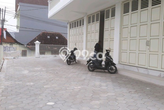 Ruko Disewakan Cepat di Pakualaman Yogyakarta LB 135m2 Ruko Disewakan Cepat di Pakualaman Yogyakarta LB 135m2