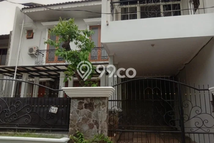Disewakan Rumah Konsep Modern di Ciputat Timur Tangerang Selatan dengan 5 KT Disewakan Rumah Konsep Modern di Ciputat Timur Tangerang Selatan dengan 5 KT