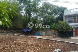 Dijual Tanah di Jakarta Timur, Luas 682m2 SHM Dijual Tanah di Jakarta Timur, Luas 682m2 SHM