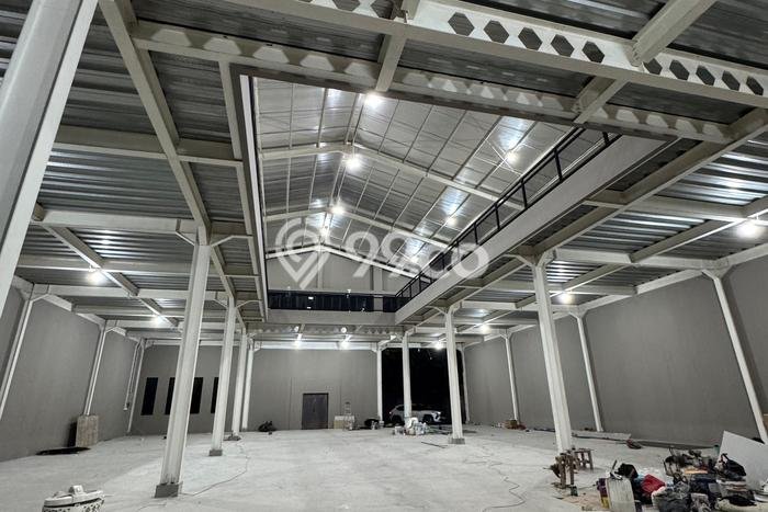 Untuk Dijual! Gudang di Kalideres Jakarta Barat LT 1823m2 / LB 1200m2 Kawasan Bisnis Untuk Dijual! Gudang di Kalideres Jakarta Barat LT 1823m2 / LB 1200m2 Kawasan Bisnis