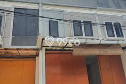 Dijual Hunian Rumah Nyaman 5 Kamar di Jelambar, Jakarta Barat Dijual Hunian Rumah Nyaman 5 Kamar di Jelambar, Jakarta Barat