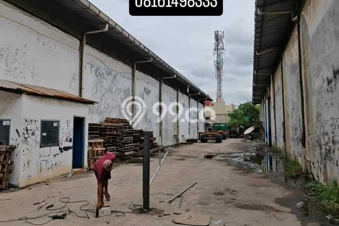 Gudang Disewa di Jakarta Utara dengan LB 1365m2 Area Komersial Ramai Gudang Disewa di Jakarta Utara dengan LB 1365m2 Area Komersial Ramai