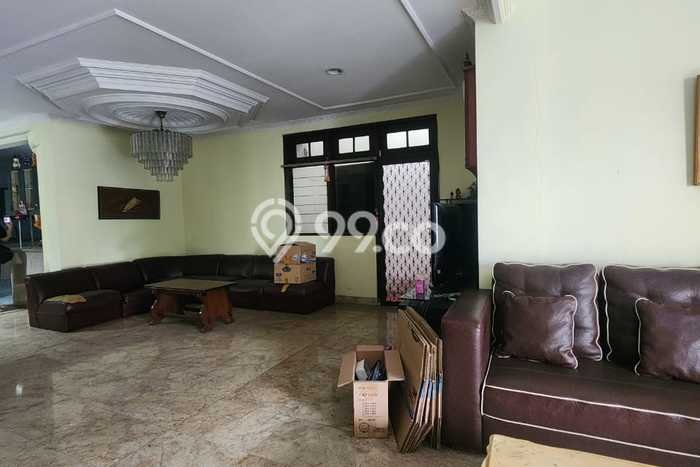 Rumah Eksklusif Dijual LT 200m2 di Kebon Jeruk, Jakarta Barat Rumah Eksklusif Dijual LT 200m2 di Kebon Jeruk, Jakarta Barat