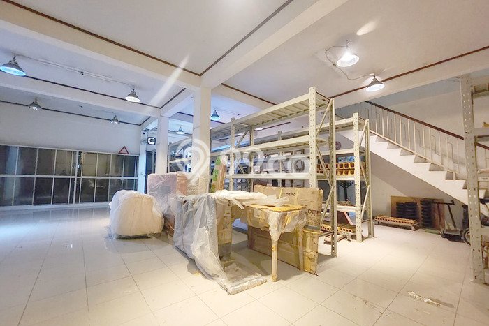 Ruko untuk disewa di Tamansari punya LT 144m2 & LB 422m2 harga sewa kompetitif Ruko untuk disewa di Tamansari punya LT 144m2 & LB 422m2 harga sewa kompetitif