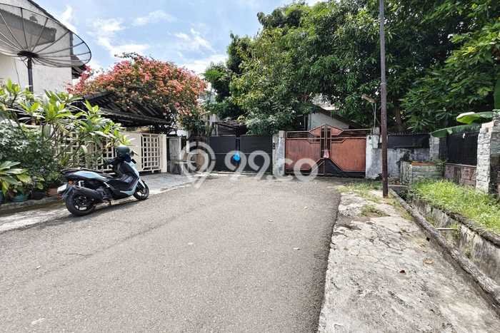 Rumah Elit Modern Siap Huni di Pulomas Jakarta Timur Rumah Elit Modern Siap Huni di Pulomas Jakarta Timur