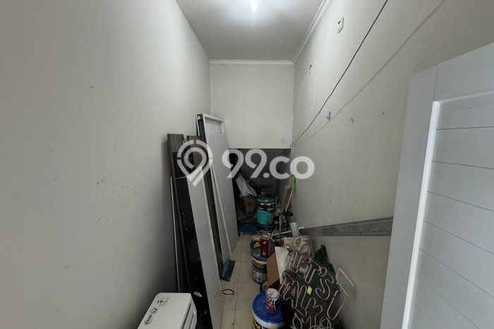 Ruko untuk Disewa di Pusat Jakarta Barat Luas Bangunan 283m2 Ruko untuk Disewa di Pusat Jakarta Barat Luas Bangunan 283m2