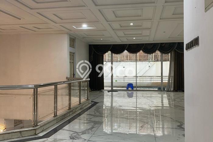 Disewakan Rumah Harga Terjangkau di Intercon Jakarta Barat dengan 4 KT Disewakan Rumah Harga Terjangkau di Intercon Jakarta Barat dengan 4 KT