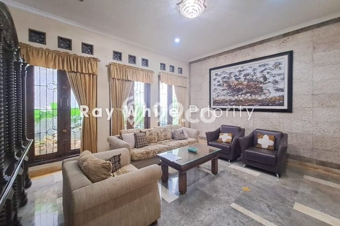 For Sale! Premium House LT 300m2 Desain Modern di Pakuan For Sale! Premium House LT 300m2 Desain Modern di Pakuan