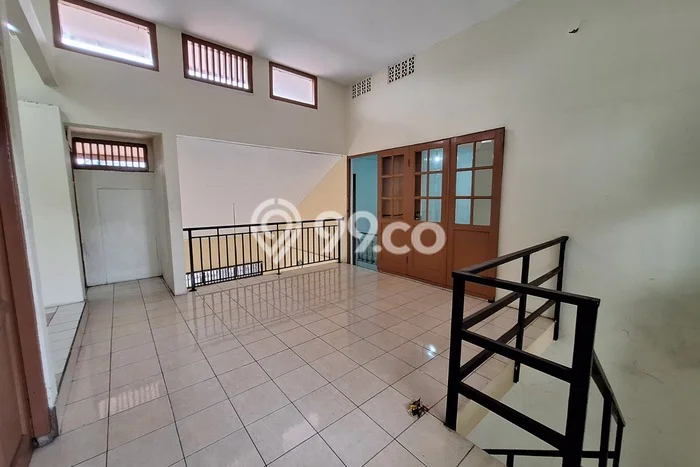 Jual Rumah Strategis Bagus Punya 5 KT di Pondok Aren Tangerang Selatan SHM Jual Rumah Strategis Bagus Punya 5 KT di Pondok Aren Tangerang Selatan SHM