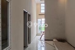 Rumah Terawat di Rungkut, Surabaya, LT 85m² Bangunan 60m² DIJUAL CEPAT! Rumah Terawat di Rungkut, Surabaya, LT 85m² Bangunan 60m² DIJUAL CEPAT!