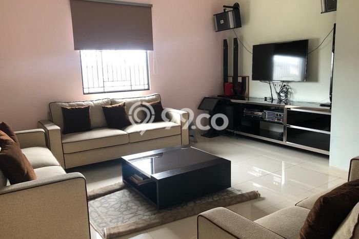 Siap Huni Rumah Mewah 3 Kamar di Grogol Petamburan Dekat ke Mana Saja Siap Huni Rumah Mewah 3 Kamar di Grogol Petamburan Dekat ke Mana Saja