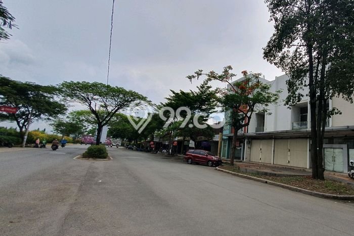 Lokasi Strategis! Dijual Ruko Bisnis di Babelan, Bekasi Kondisi Bagus Lokasi Strategis! Dijual Ruko Bisnis di Babelan, Bekasi Kondisi Bagus