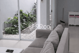 Rumah sewa siap pakai 4 KT di BSD Residence One, Tangerang Rumah sewa siap pakai 4 KT di BSD Residence One, Tangerang