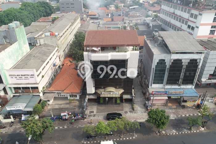 Kantor Bagus Dijual LB 1077m2 Lokasi Strategis Jakarta Barat Area Cocok untuk Bisnis Kantor Bagus Dijual LB 1077m2 Lokasi Strategis Jakarta Barat Area Cocok untuk Bisnis