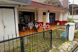 Rumah Elit Modern Tanpa Renovasi di Pelajar Pejuang Bandung Rumah Elit Modern Tanpa Renovasi di Pelajar Pejuang Bandung