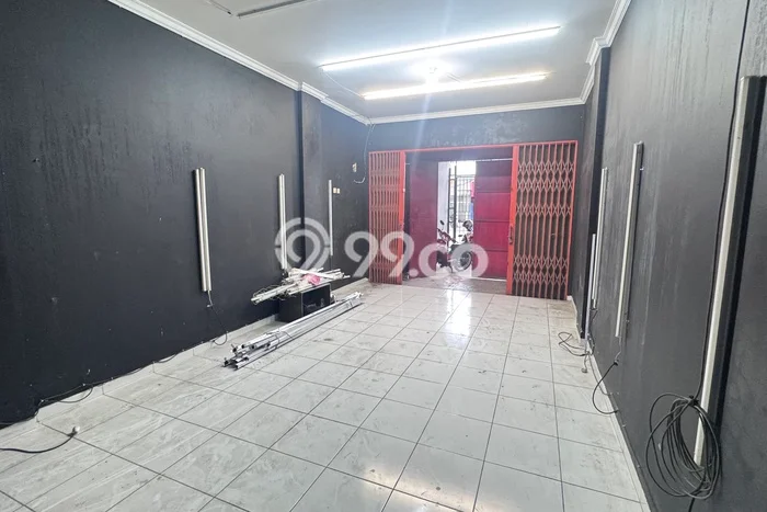 Area Ramai! Ruko Dijual di Karawaci untuk Bisnis Luas Bangunan 145m2 Area Ramai! Ruko Dijual di Karawaci untuk Bisnis Luas Bangunan 145m2
