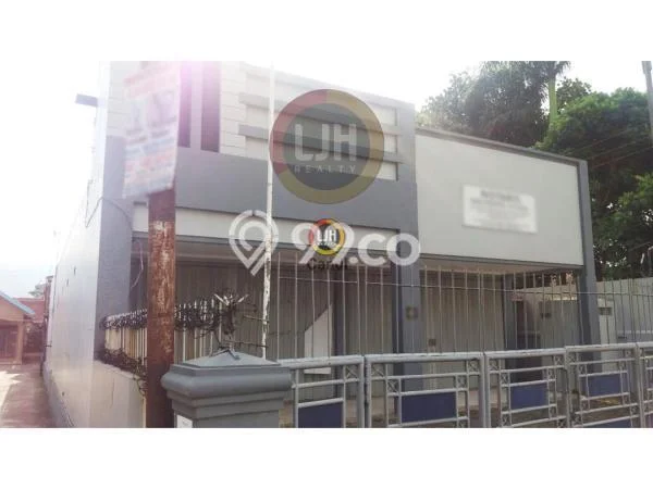 Rumah Elit Akses Mudah di Semarang Unfurnished Rumah Elit Akses Mudah di Semarang Unfurnished