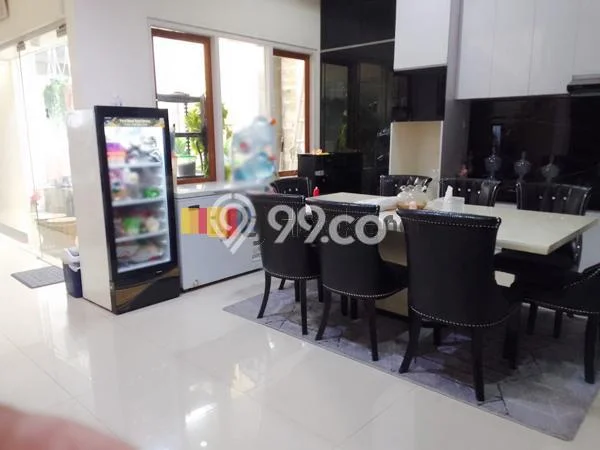 Rumah Mewah Siap Huni LT 271m2 di Gajah Mungkur, Semarang Rumah Mewah Siap Huni LT 271m2 di Gajah Mungkur, Semarang