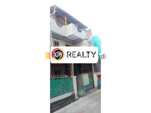 Hunian Cantik Modern Lb 340m2 di Pedurungan, Semarang Hunian Cantik Modern Lb 340m2 di Pedurungan, Semarang