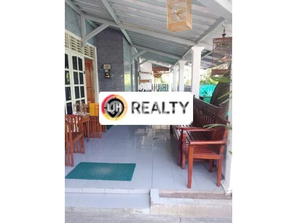 Rumah Luxury Modern Siap Huni di Pleburan Semarang Rumah Luxury Modern Siap Huni di Pleburan Semarang