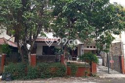 Rumah Elit Modern Siap Huni di Raffles Hills Jakarta Timur Rumah Elit Modern Siap Huni di Raffles Hills Jakarta Timur
