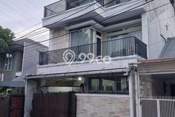 Jual Rumah Mewah Elegan Dengan View Eksklusif di Bendungan Hilir, Jakarta Pusat Jual Rumah Mewah Elegan Dengan View Eksklusif di Bendungan Hilir, Jakarta Pusat