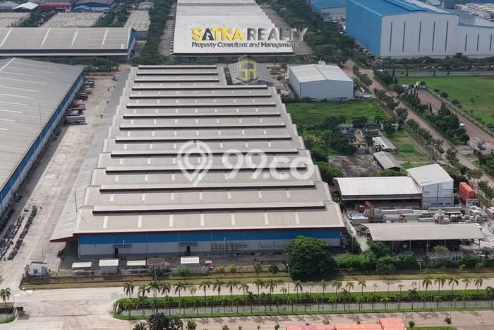 Gudang Dijual di Prime Area Jakarta Utara Luas 732m2 Gudang Dijual di Prime Area Jakarta Utara Luas 732m2