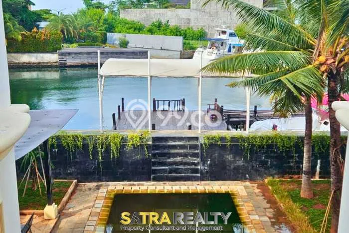 Ready to Use! Premium House LT 650m2 Desain Elegan di Pantai Mutiara Ready to Use! Premium House LT 650m2 Desain Elegan di Pantai Mutiara