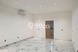 Unit Ruko Dijual di Jakarta Barat LT 63m2 & LB 220m2 Unit Ruko Dijual di Jakarta Barat LT 63m2 & LB 220m2