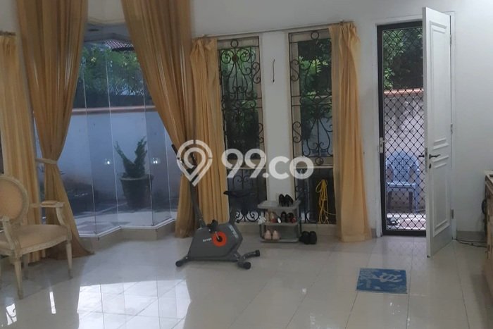 Rumah Elit Modern Siap Huni di Puri Indah Jakarta Barat Rumah Elit Modern Siap Huni di Puri Indah Jakarta Barat