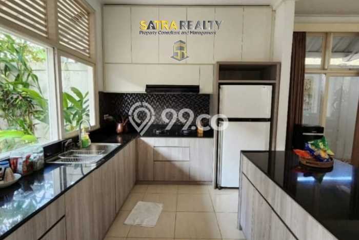 Vila Berkembang Kawasan , Luas 695m2m², Dekat mudah Badung, Badung Vila Berkembang Kawasan , Luas 695m2m², Dekat mudah Badung, Badung