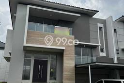 Rumah Elit Modern Tanpa Renovasi di Pantai Indah Kapuk Jakarta Utara Rumah Elit Modern Tanpa Renovasi di Pantai Indah Kapuk Jakarta Utara