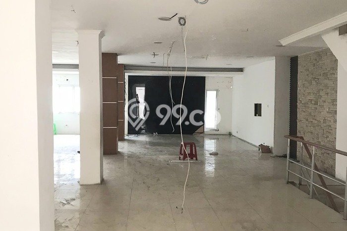 Ruko Dijual di Jakarta Pusat LT 216m2 & LB 748m2 Lokasi Terbaik! Ruko Dijual di Jakarta Pusat LT 216m2 & LB 748m2 Lokasi Terbaik!