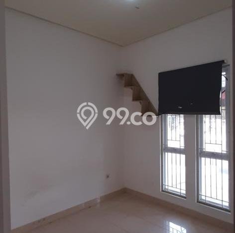Dijual Rumah Strategis Bagus Punya 2 KT di Serpong Tangerang Selatan SHM Dijual Rumah Strategis Bagus Punya 2 KT di Serpong Tangerang Selatan SHM