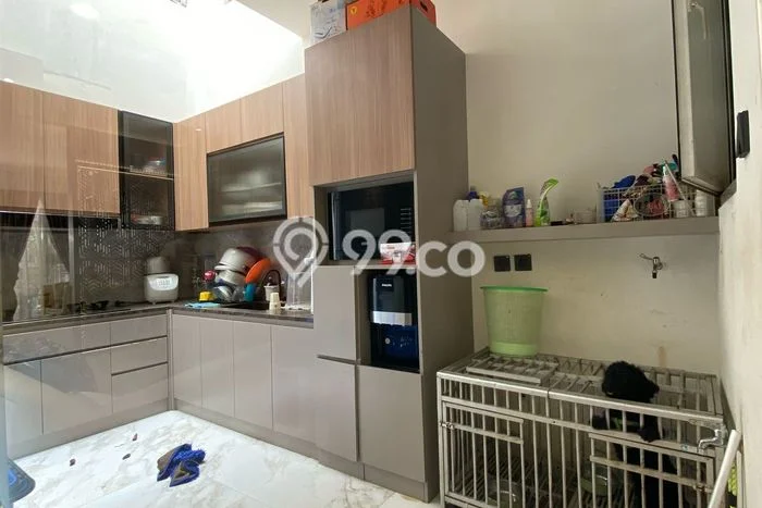 Dijual Hunian Rumah Terawat 4 Kamar di Gading Serpong, Tangerang Dijual Hunian Rumah Terawat 4 Kamar di Gading Serpong, Tangerang