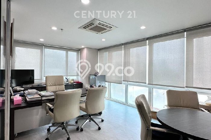 Kantor Dijual Lokasi Emas di Jatinegara Luas 303m2 Kantor Dijual Lokasi Emas di Jatinegara Luas 303m2