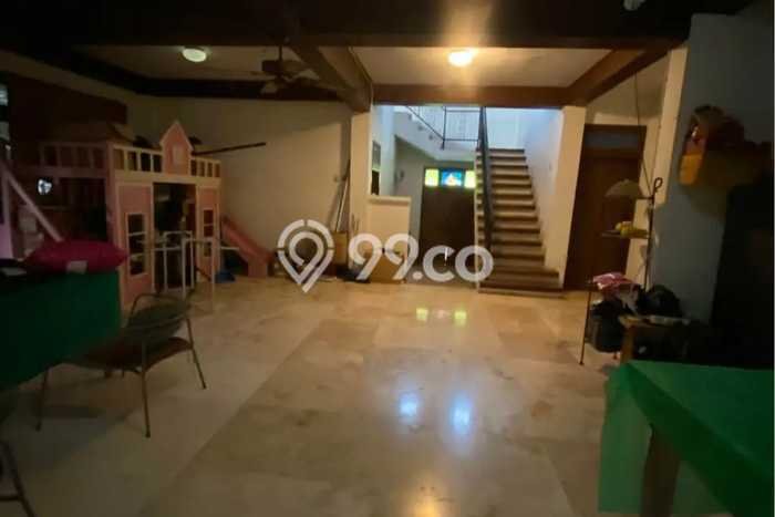 Dijual! Vila di , Dimensi 1000m2m², Dekat ke Pusat Kota Dijual! Vila di , Dimensi 1000m2m², Dekat ke Pusat Kota