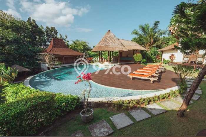 HARGA MENARIK! Vila Kawasan , Area 2060m2m², Kawasan Tenang dan aman HARGA MENARIK! Vila Kawasan , Area 2060m2m², Kawasan Tenang dan aman