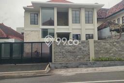 Hunian Elit LB 250m2 Siap Huni Desain Elegan di Gatot Subroto, Denpasar Hunian Elit LB 250m2 Siap Huni Desain Elegan di Gatot Subroto, Denpasar