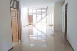 Rumah Strategis 4 KT LT 200m² di Mekar Wangi, Bandung Rumah Strategis 4 KT LT 200m² di Mekar Wangi, Bandung