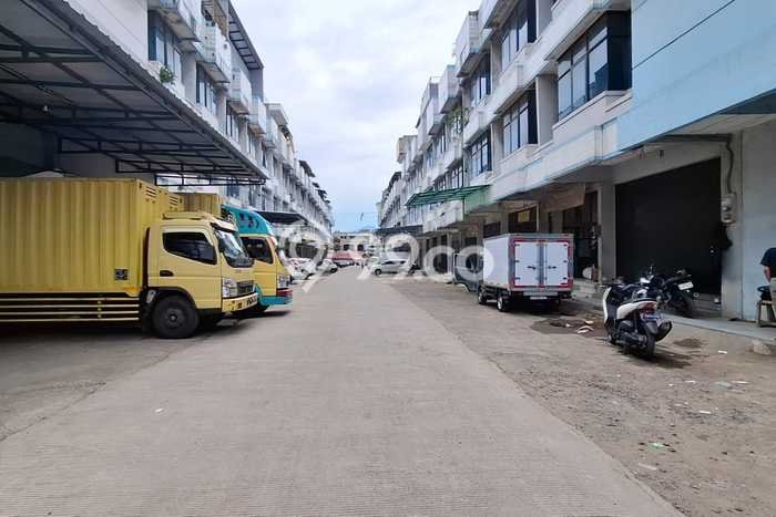 Ruko Bagus Dijual LB 225m2 Lokasi Strategis Bandung Area Cocok untuk Bisnis Ruko Bagus Dijual LB 225m2 Lokasi Strategis Bandung Area Cocok untuk Bisnis