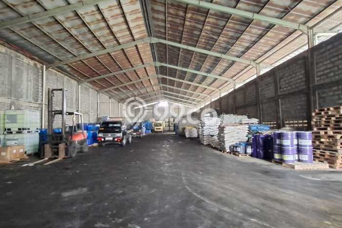 Unit Gudang Dijual di Bandung LT 2680m2 & LB 1500m2 Unit Gudang Dijual di Bandung LT 2680m2 & LB 1500m2