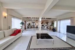 Vila Kawasan Lembang, Area 1000m2m², Ideal untuk berbagai keperluan Vila Kawasan Lembang, Area 1000m2m², Ideal untuk berbagai keperluan