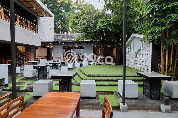 Disewakan Komersial di Kawasan Ramai Setiabudi Luas 700m2 Disewakan Komersial di Kawasan Ramai Setiabudi Luas 700m2