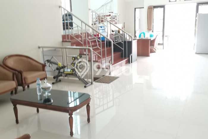 Ready to Use! Luxury House LT 300m2 Desain Modern di Pasteur Ready to Use! Luxury House LT 300m2 Desain Modern di Pasteur