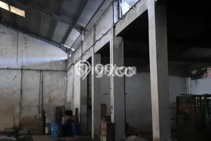 Gudang Komersial Dijual di Wonoayu Sidoarjo LT 4539m2 & LB 670m2 Gudang Komersial Dijual di Wonoayu Sidoarjo LT 4539m2 & LB 670m2