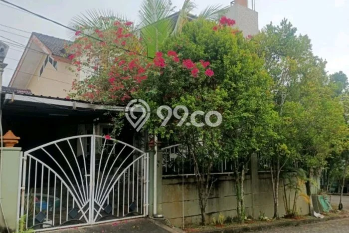 For Sale! Premium House LT 301m2 Desain Elegan di Balikpapan Baru For Sale! Premium House LT 301m2 Desain Elegan di Balikpapan Baru