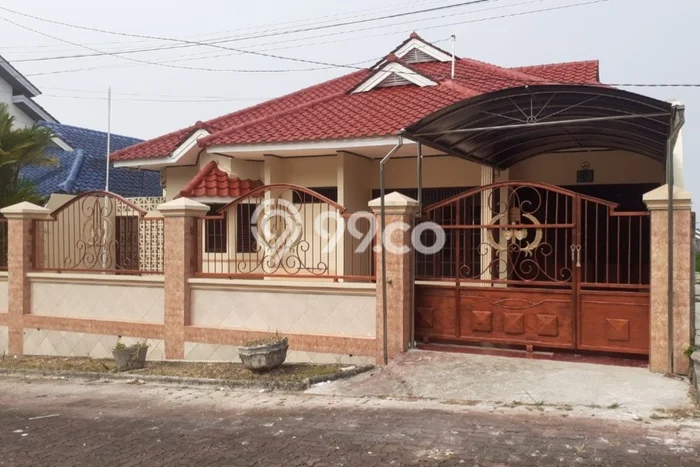 Siap Huni Rumah Mewah 4 Kamar di Balikpapan Tengah Dekat ke Mana Saja Siap Huni Rumah Mewah 4 Kamar di Balikpapan Tengah Dekat ke Mana Saja