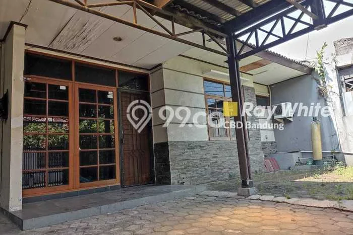 Hunian Cantik Minimalis Lb 250m2 di Regol, Bandung Hunian Cantik Minimalis Lb 250m2 di Regol, Bandung