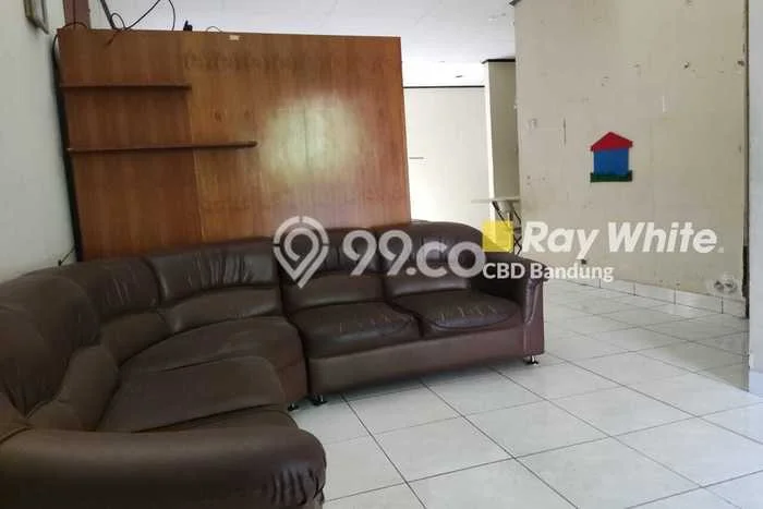 Hunian Cantik Minimalis Lb 250m2 di Regol, Bandung Hunian Cantik Minimalis Lb 250m2 di Regol, Bandung